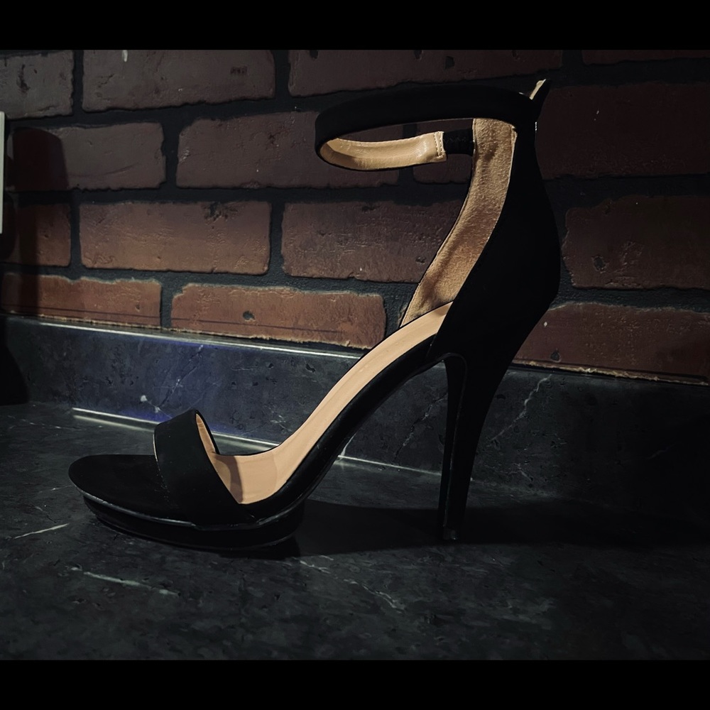 Black suede strap open toed heels size 10